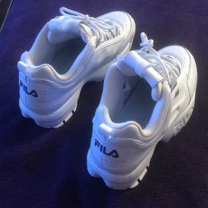 Fila  size 9